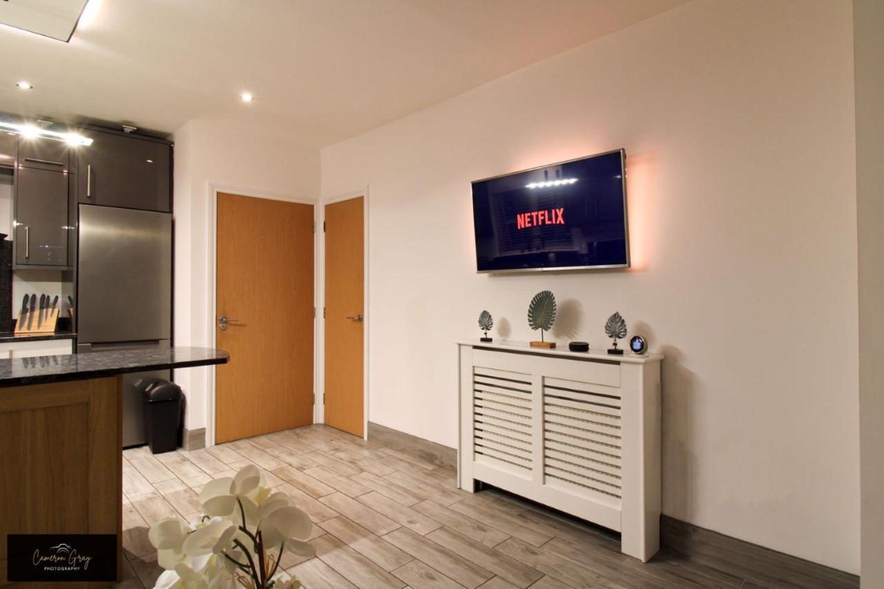 בלפסט Nice 2 Bed House, Office, Wi-Fi, Free Parking מראה חיצוני תמונה