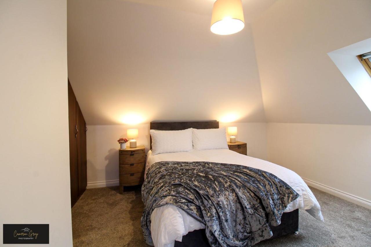 בלפסט Nice 2 Bed House, Office, Wi-Fi, Free Parking מראה חיצוני תמונה